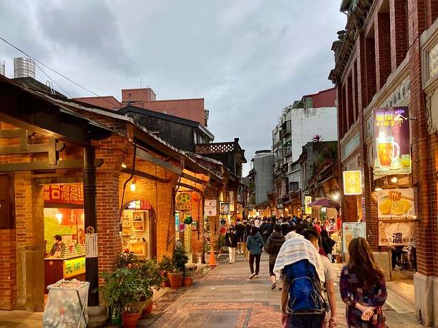 Shopping District