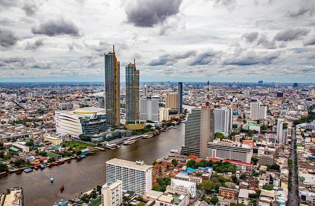 Bangkok Travel Guide: Exploring Vibrant Culture, Food, and City Life